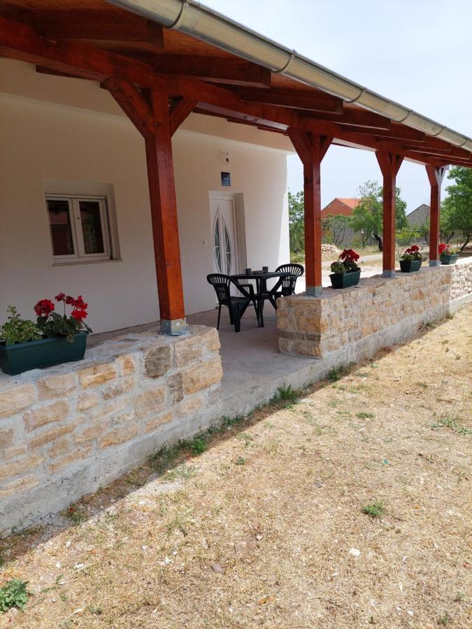 Apartmani Dejan سكرادين المظهر الخارجي الصورة